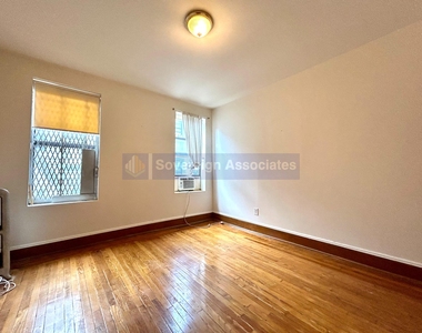 64 West 108th Street - Photo Thumbnail 5