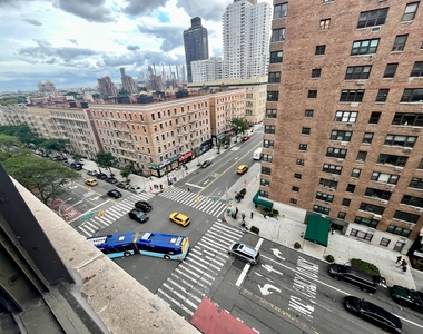 1st ave / York ave - Photo Thumbnail 6
