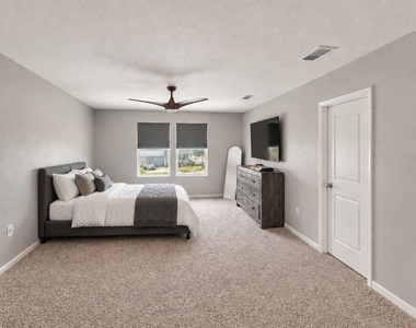 93 Landing Boulevard - Photo Thumbnail 13