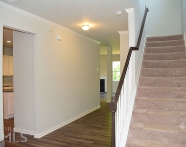 74 Newnan Lakes Drive - Photo Thumbnail 18
