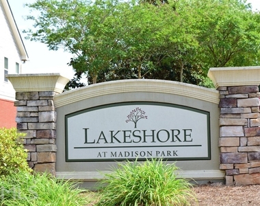 74 Newnan Lakes Drive - Photo Thumbnail 15