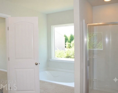 74 Newnan Lakes Drive - Photo Thumbnail 28