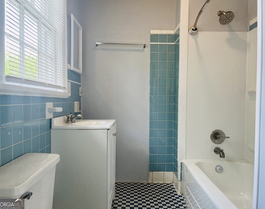 504 Broad Street - Photo Thumbnail 12