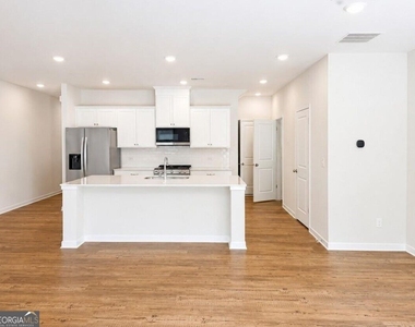 7429 Quinn Place - Photo Thumbnail 5