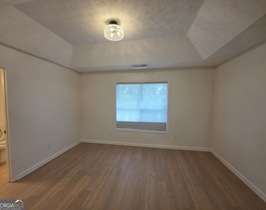 111 Chastain Loop - Photo Thumbnail 11