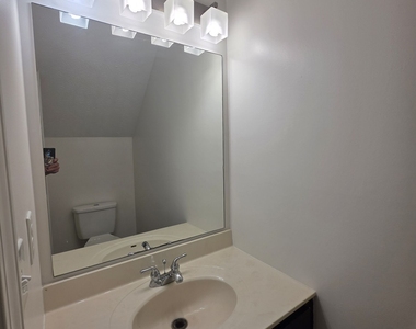 111 Chastain Loop - Photo Thumbnail 9