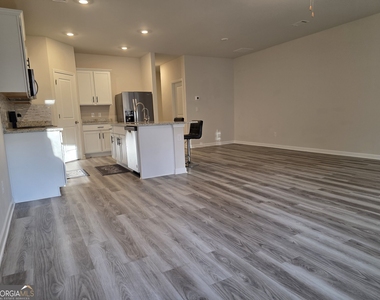 4169 Oakwood Terrace Court - Photo Thumbnail 7