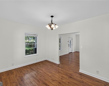 1801 Evans Drive Sw - Photo Thumbnail 10
