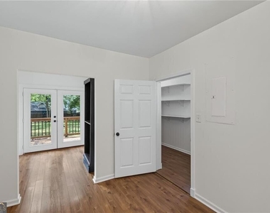 1801 Evans Drive Sw - Photo Thumbnail 19
