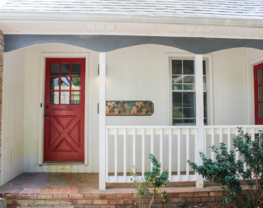 1680 Huntington Drive - Photo Thumbnail 2