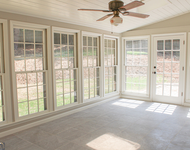 1680 Huntington Drive - Photo Thumbnail 12