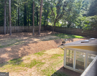 1680 Huntington Drive - Photo Thumbnail 25