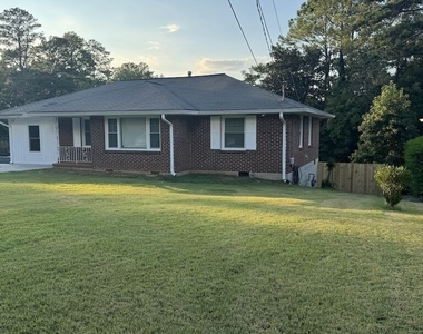 3067 Barksdale Circle - Photo Thumbnail 2