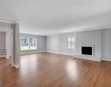 5223 Davantry Drive - Photo Thumbnail 2
