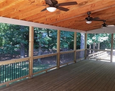 5223 Davantry Drive - Photo Thumbnail 4