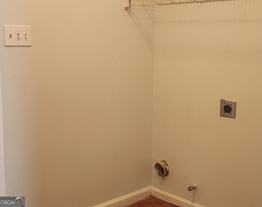 10883 Knotty Pine Place - Photo Thumbnail 6