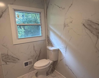 716 Scenic Highway - Photo Thumbnail 12