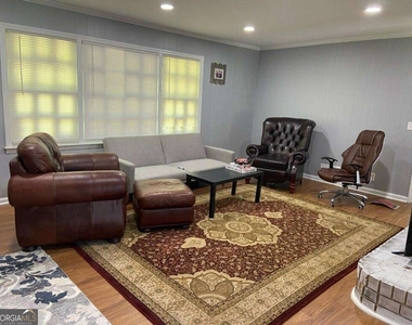 716 Scenic Highway - Photo Thumbnail 2
