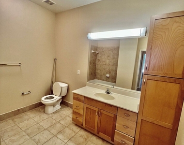 870 Mayson Turner Road Nw - Photo Thumbnail 14