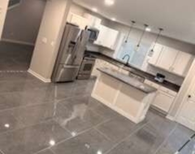 311 Silver Spring Street - Photo Thumbnail 3