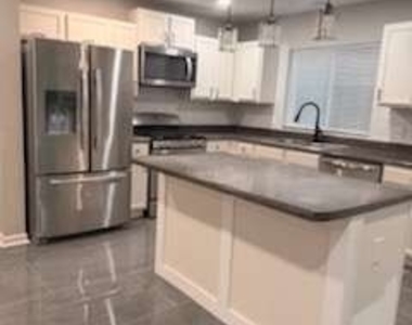 311 Silver Spring Street - Photo Thumbnail 4
