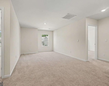 477 Starbuck Parkway - Photo Thumbnail 16