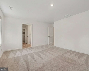 477 Starbuck Parkway - Photo Thumbnail 26