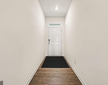 477 Starbuck Parkway - Photo Thumbnail 21