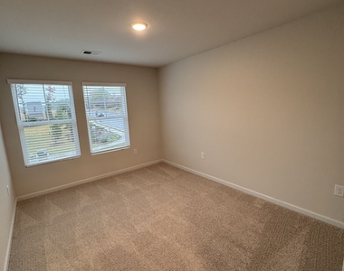 27 Huntley Trace - Photo Thumbnail 5