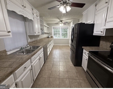 3721 Quail Hollow Trail - Photo Thumbnail 1