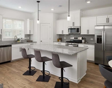 1792 Oberlin Drive - Photo Thumbnail 2