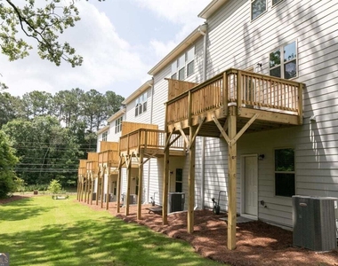1792 Oberlin Drive - Photo Thumbnail 18