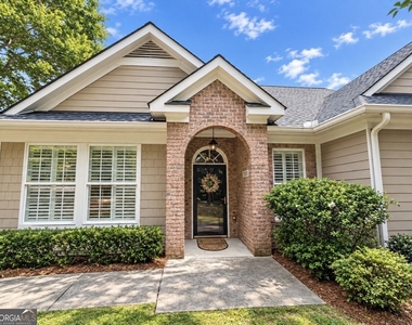 2100 Village Lane - Photo Thumbnail 1