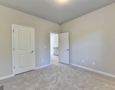 3860 Grandview Manor Drive - Photo Thumbnail 25