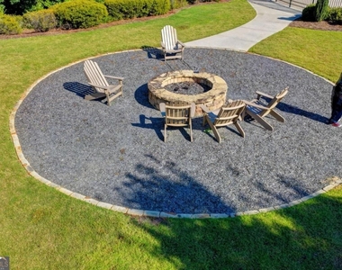 3860 Grandview Manor Drive - Photo Thumbnail 32