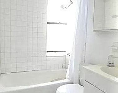 18 King Street - Photo Thumbnail 4