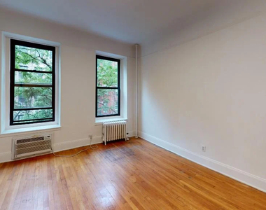 313 East 93rd Street - Photo Thumbnail 5