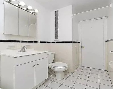 342 East 55th Street - Photo Thumbnail 4