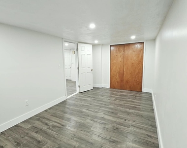 Cozy 1-Bedroom Home with Utilities Included! - Photo Thumbnail 2