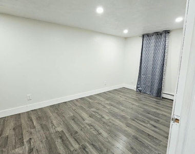 Cozy 1-Bedroom Home with Utilities Included! - Photo Thumbnail 4
