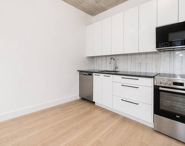 815 Flatbush Avenue - Photo Thumbnail 1