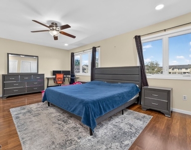 29 Olive Ct - Photo Thumbnail 9