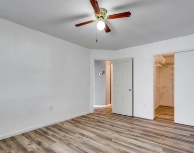 217 Edpas Rd - Photo Thumbnail 9