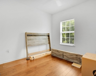8 Allister Ct - Photo Thumbnail 15