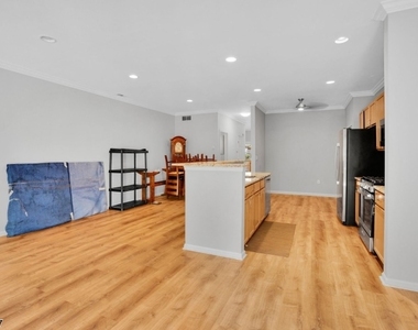 8 Allister Ct - Photo Thumbnail 3