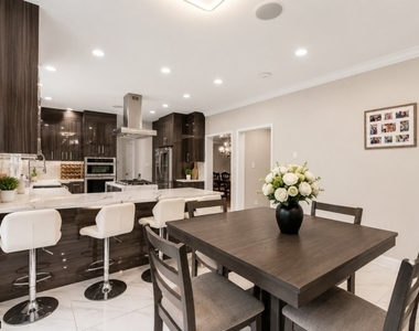 164 E Mountain Rd - Photo Thumbnail 8