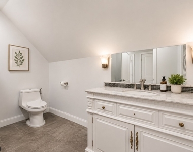 164 E Mountain Rd - Photo Thumbnail 35