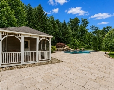 164 E Mountain Rd - Photo Thumbnail 44