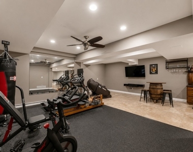 164 E Mountain Rd - Photo Thumbnail 22