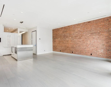 319 Bowery - Photo Thumbnail 5